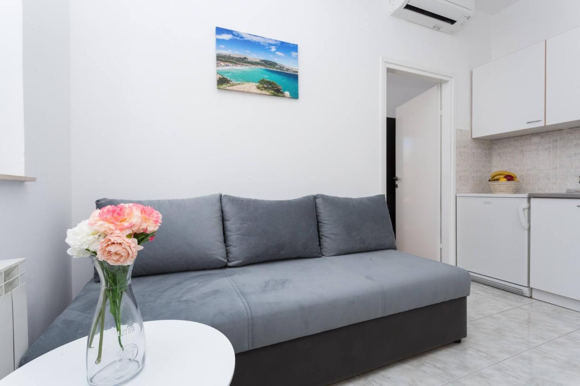 Apartments Bernardeta 2 バスカ エクステリア 写真