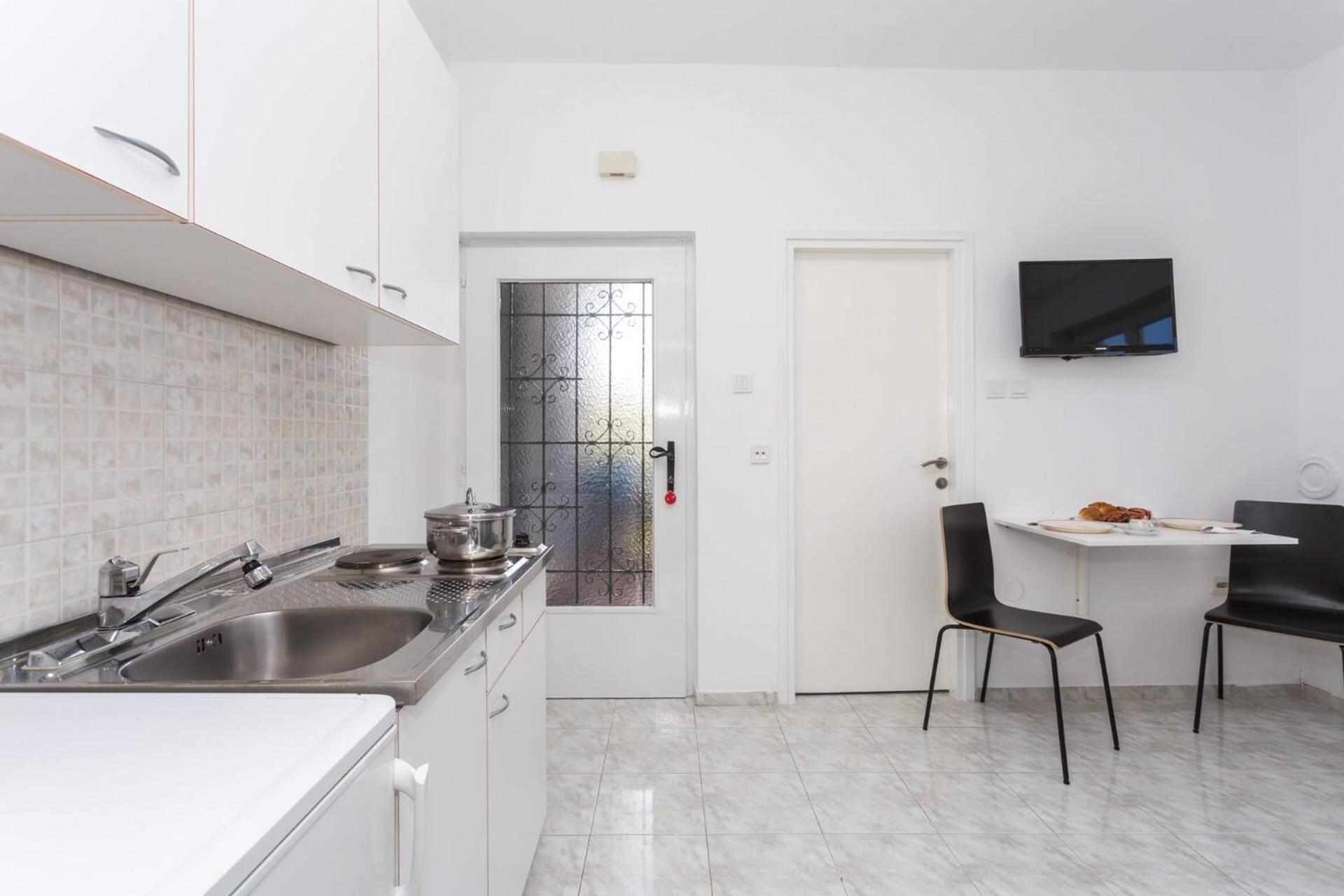 Apartments Bernardeta 2 バスカ エクステリア 写真