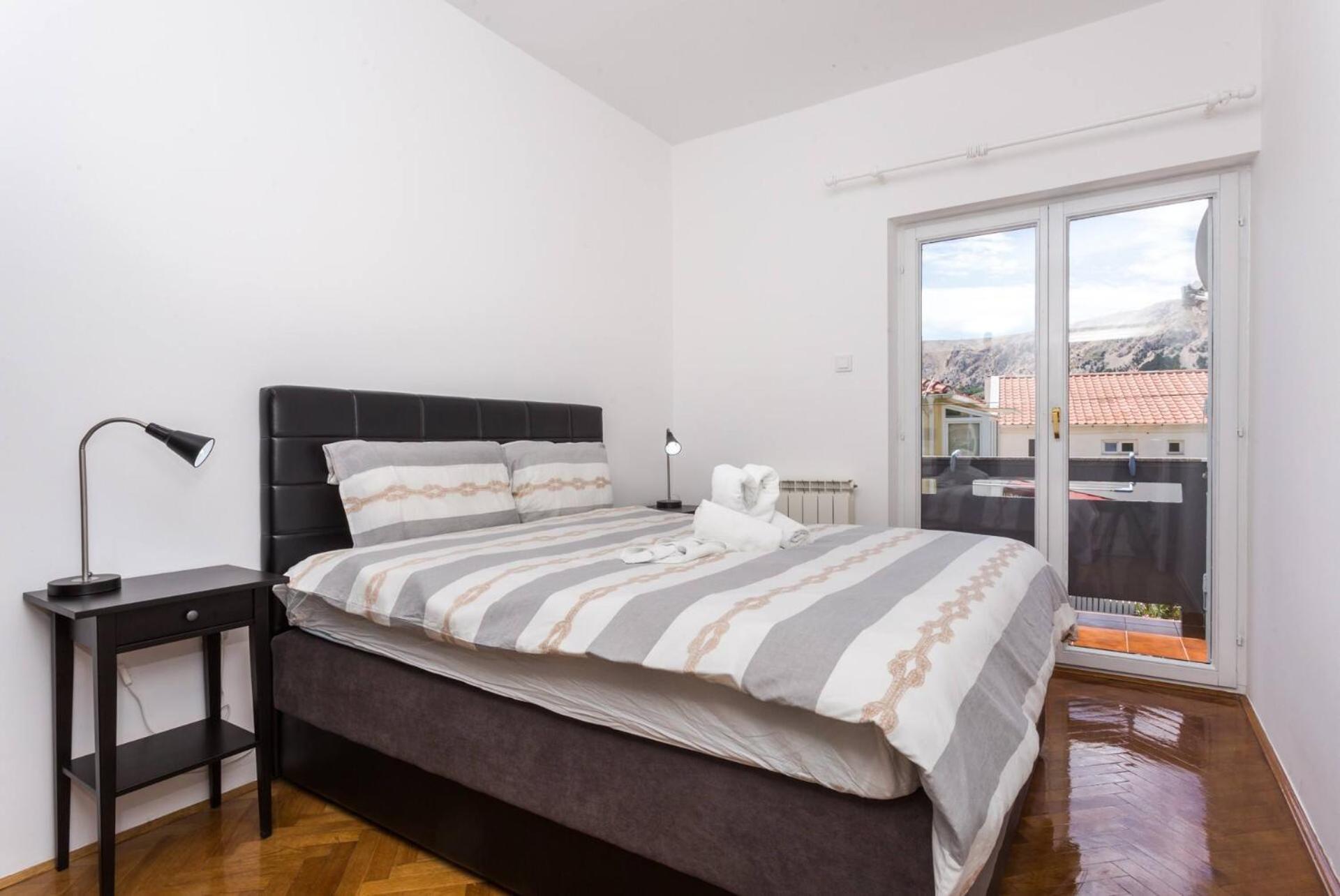 Apartments Bernardeta 2 バスカ エクステリア 写真