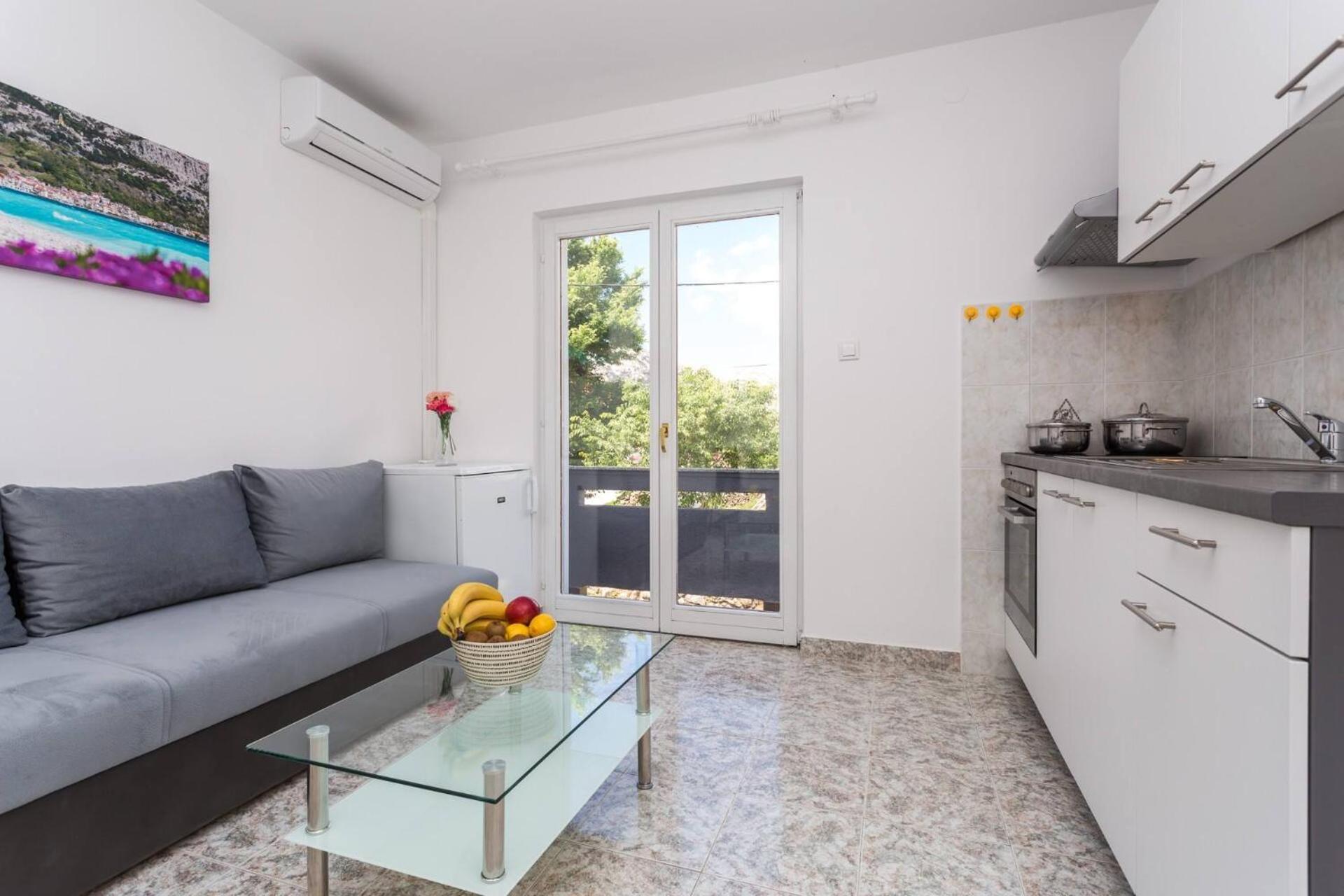 Apartments Bernardeta 2 バスカ エクステリア 写真