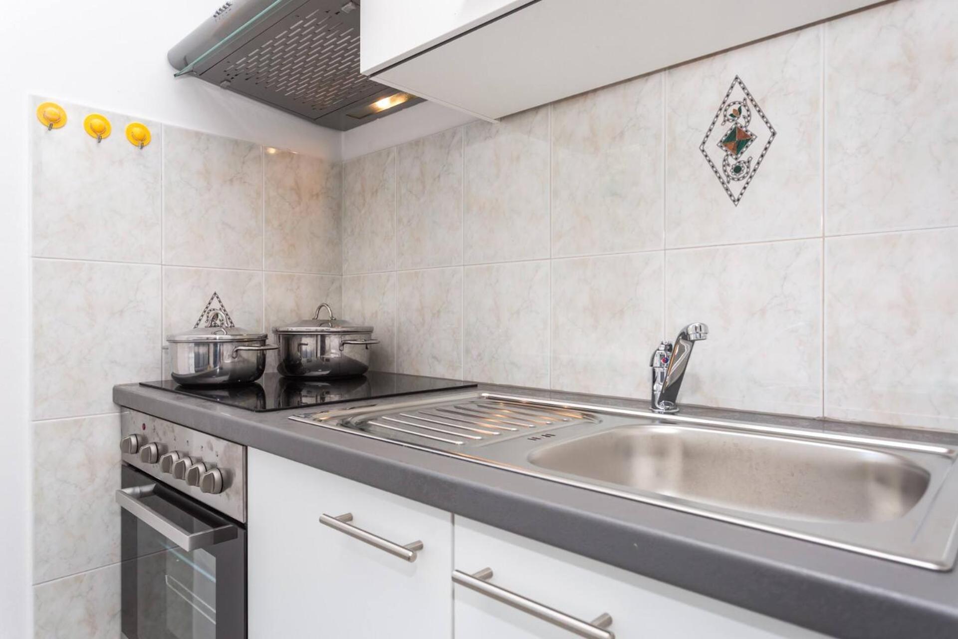 Apartments Bernardeta 2 バスカ エクステリア 写真