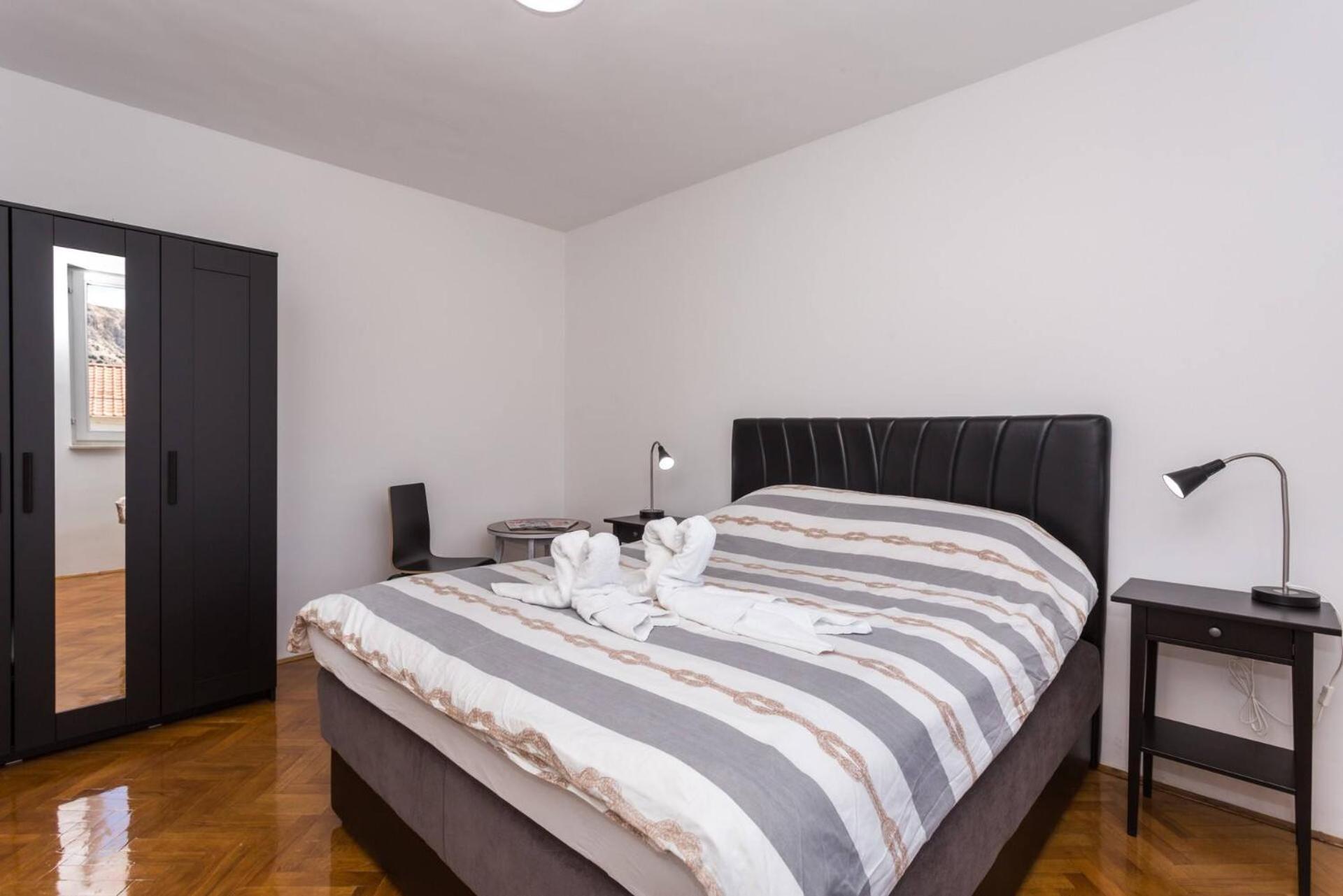 Apartments Bernardeta 2 バスカ エクステリア 写真