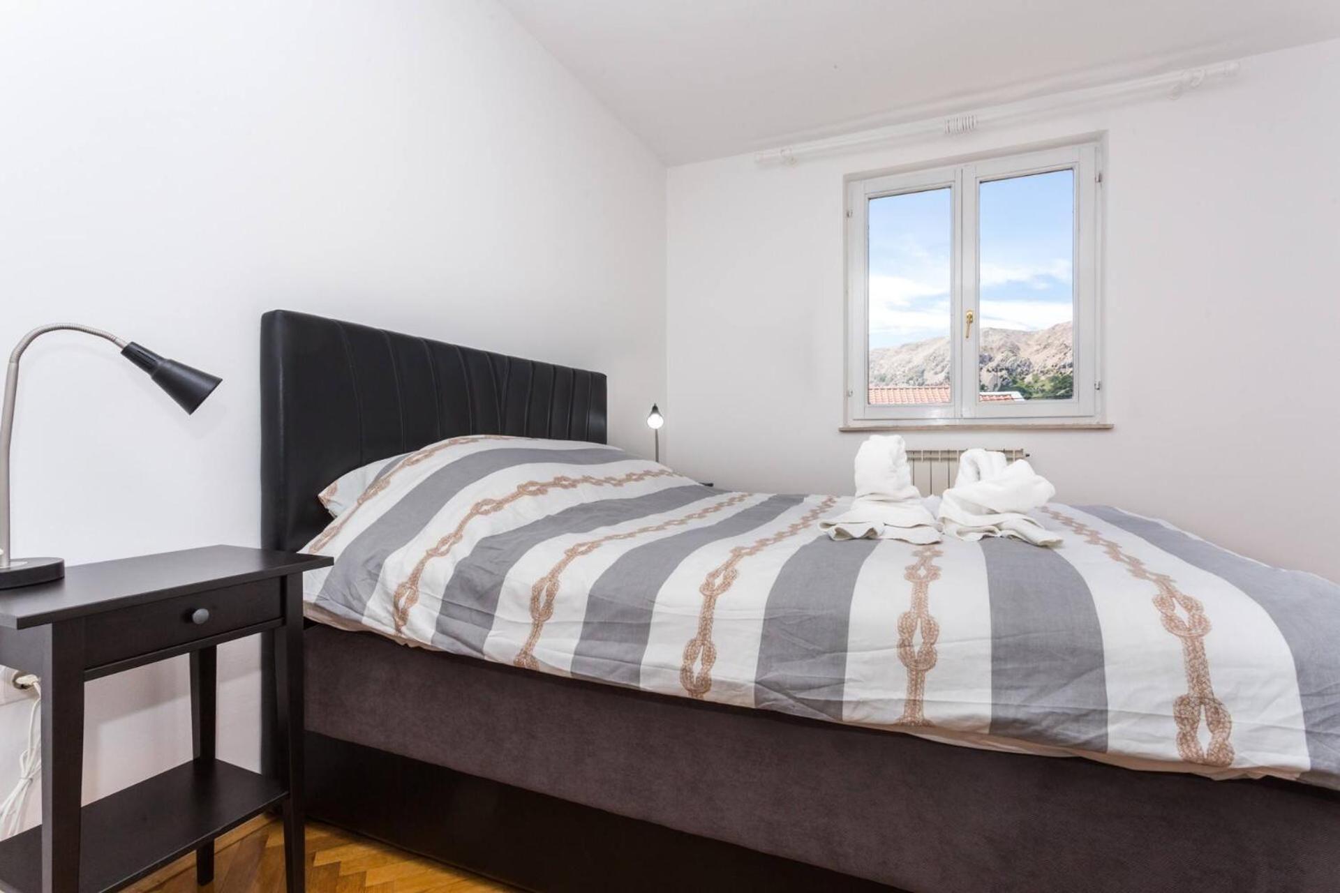 Apartments Bernardeta 2 バスカ エクステリア 写真